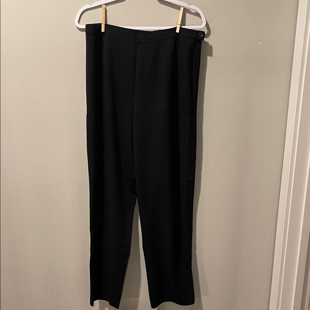 Chic Black Buttoned Pants